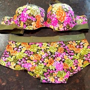 Victoria's Secret PINK Wear Everywhere Bra & matching hipster panty